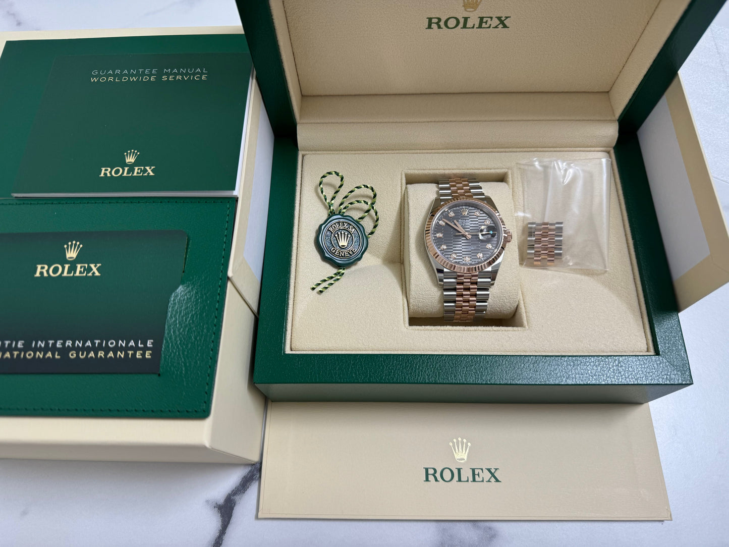 ロレックス 新品 デイトジャスト36 126231 フルーテッドモチーフ 10Pダイヤ