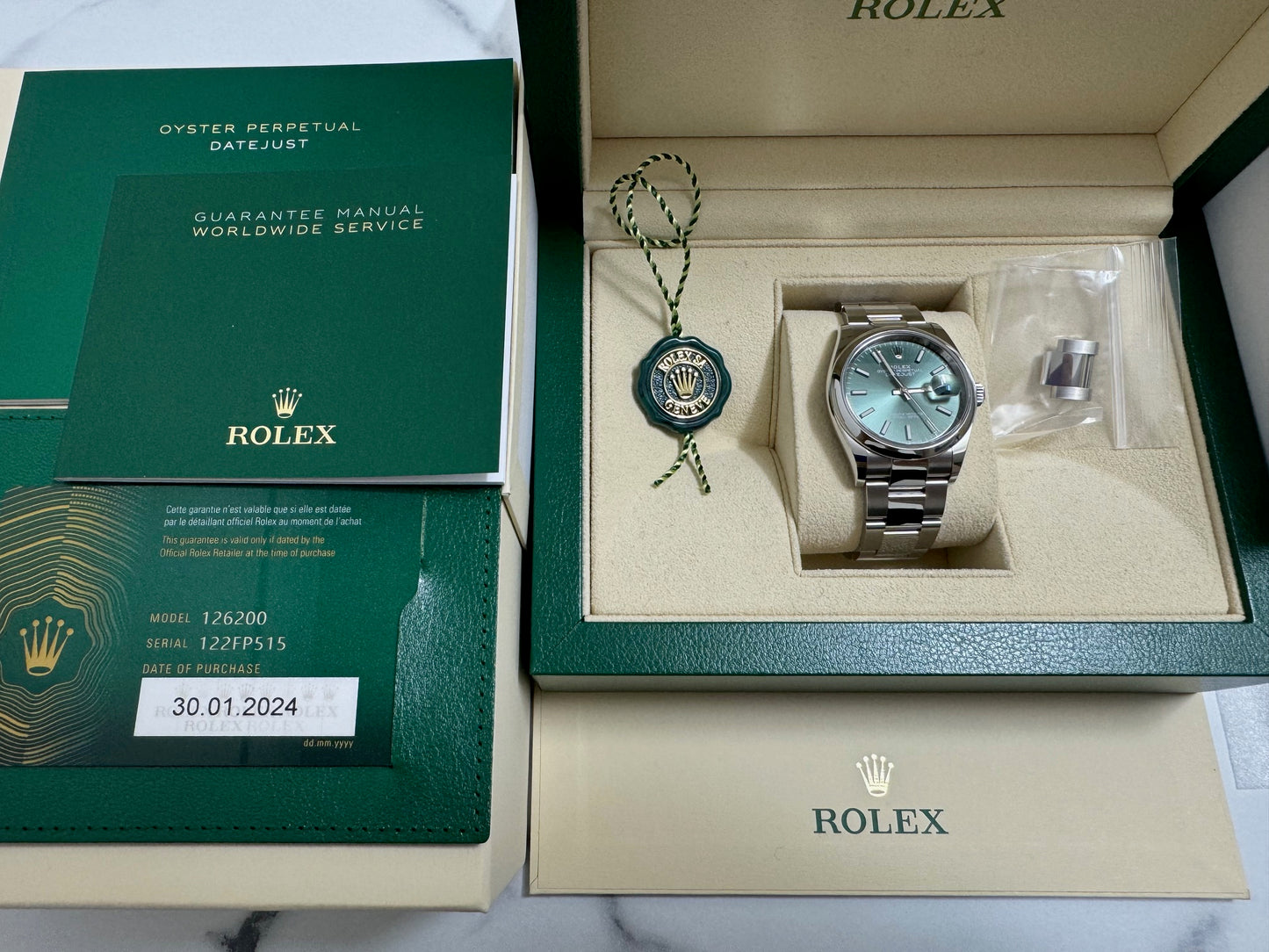 ロレックス 美品 デイトジャスト36 126200 ミントグリーン文字盤 新品同様
