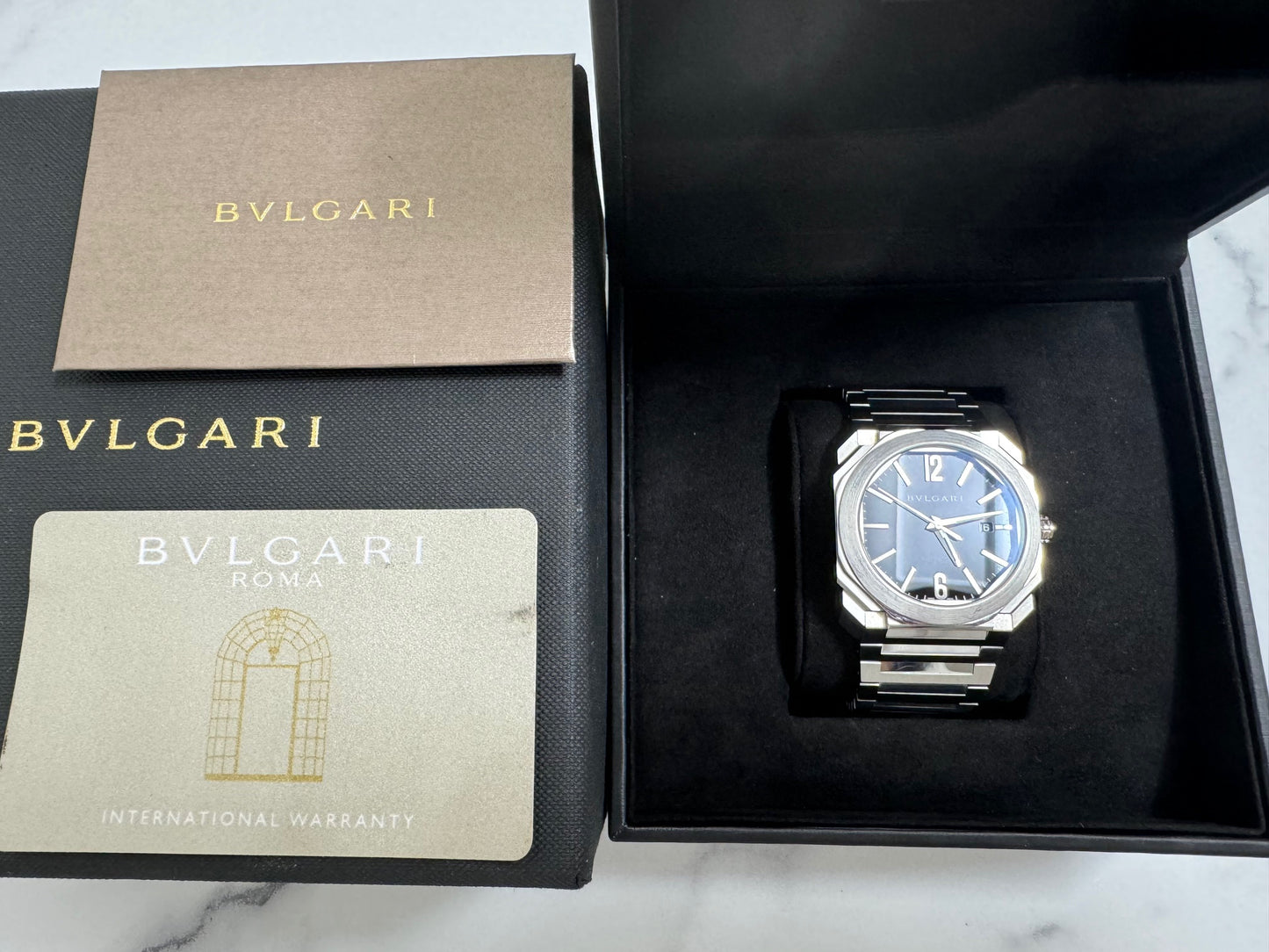 ブルガリ 中古 オクト BGO41BSSD 黒文字盤