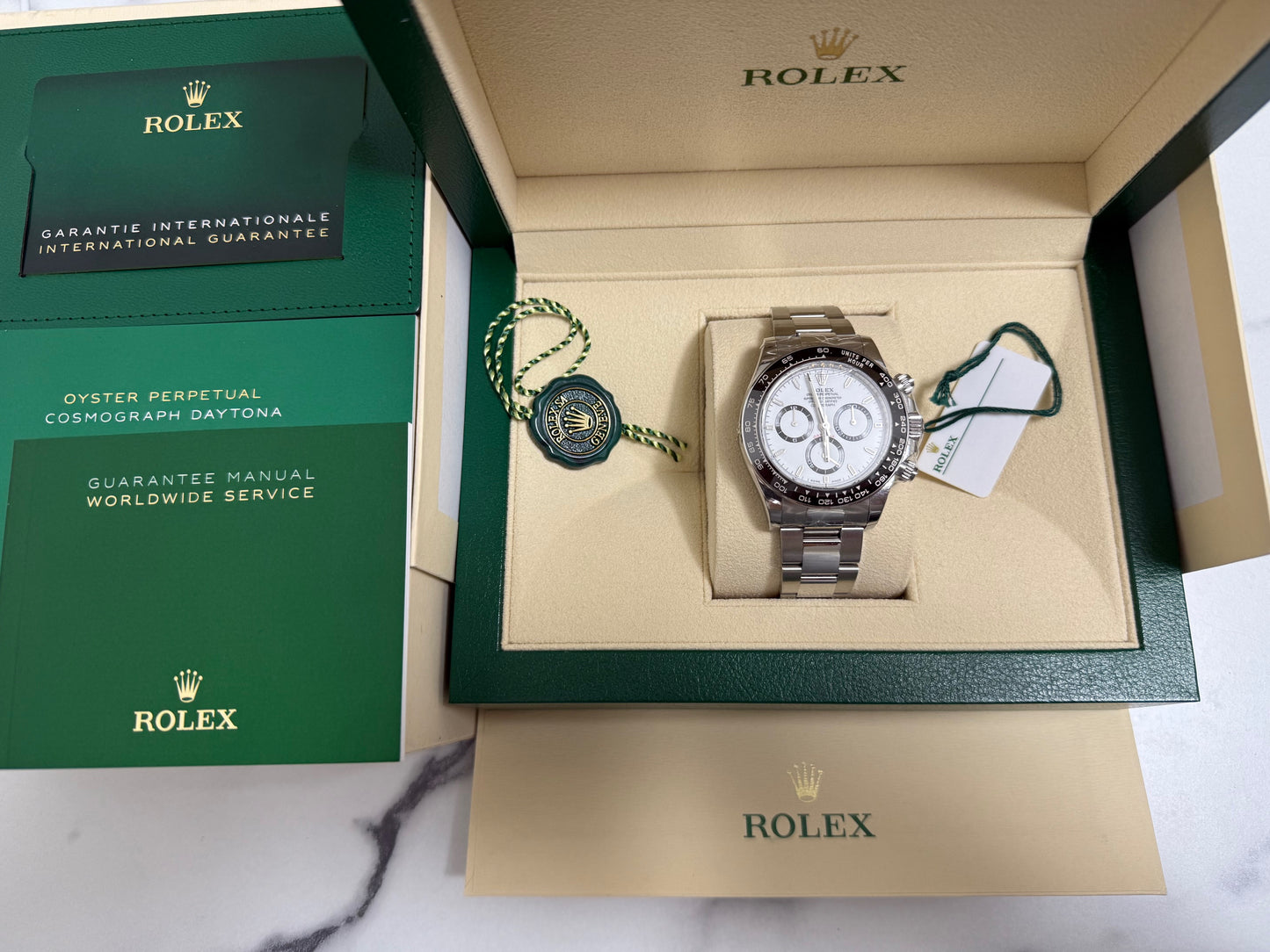 ロレックス 新品 コスモグラフデイトナ 126500LN 白文字盤