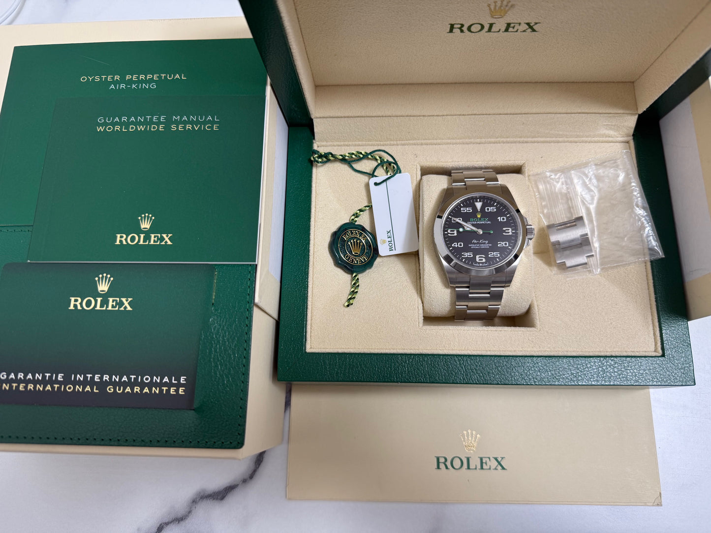 ロレックス 中古 エアキング 126900