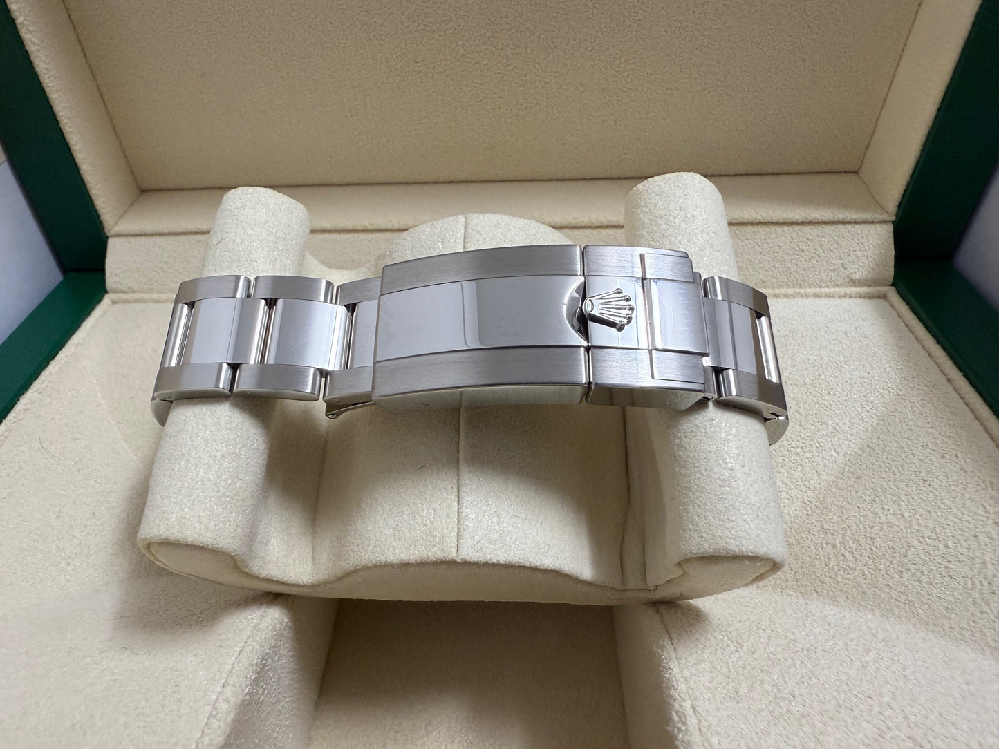 ロレックス 新品 コスモグラフデイトナ 126500LN 黒文字盤