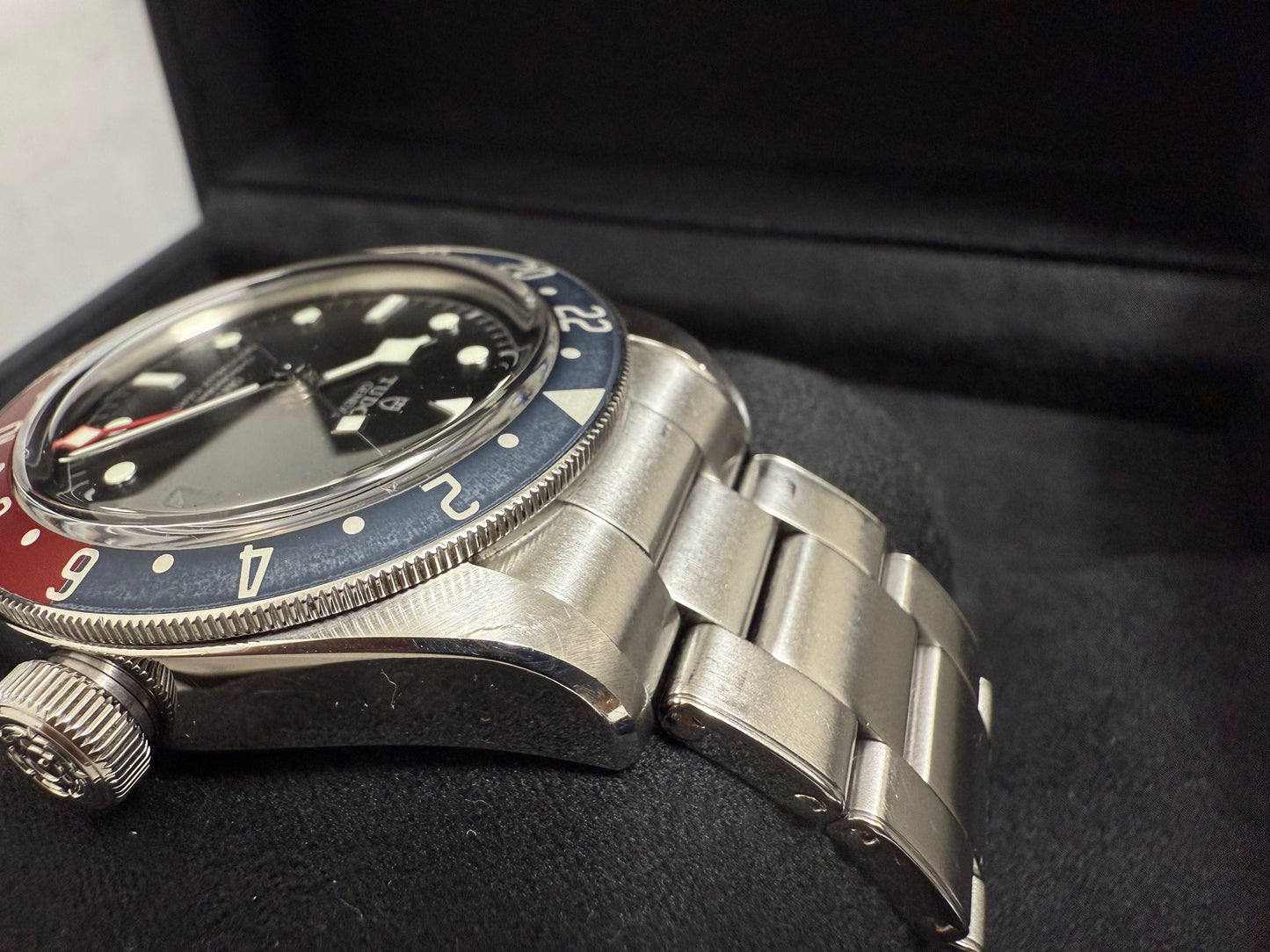 チューダー 中古 ブラックベイGMT M79830RB-0001 黒文字盤