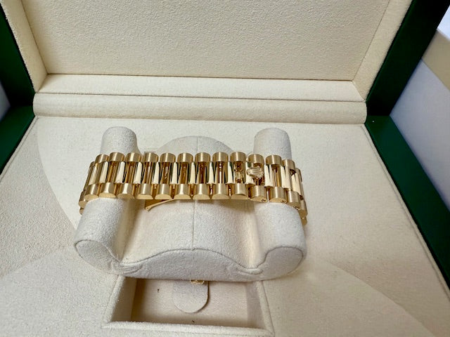 ロレックス 中古 デイデイト40 228238 シャンパン文字盤