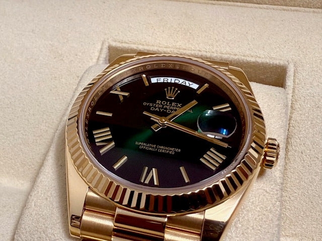 ロレックス 中古 デイデイト40 YG 228238 グリーンオンブレ文字盤