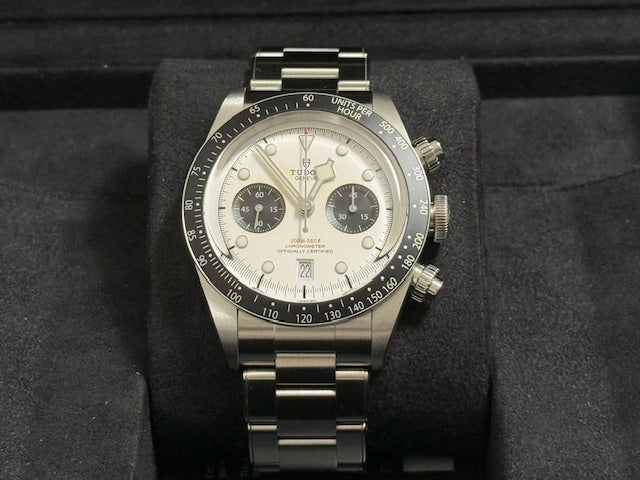 チューダーオマージュ ブラックベイクロノ モデル 白文字盤 クォーツ 未使用品 TUDOR ブラックベイ クロノ Ref.79360N 白文字盤 未使用品通販