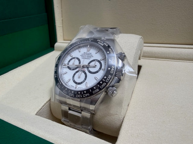 ロレックス　新品　コスモグラフデイトナ　１２６５００ＬＮ　白文字盤