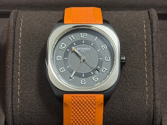 エルメス　中古　Ｈ－０８　オレンジ