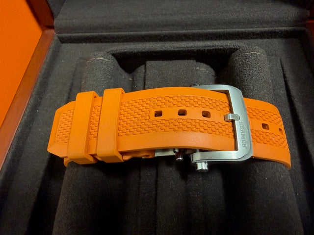 エルメス　中古　Ｈ－０８　オレンジ