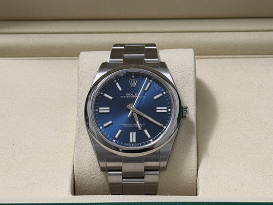 ロレックス　美品中古　オイスターパーペチュアル４１　１２４３００　青文字盤