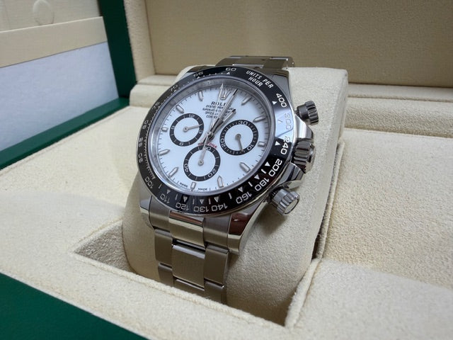 ロレックス　中古　コスモグラフデイトナ　１２６５００ＬＮ　白文字盤