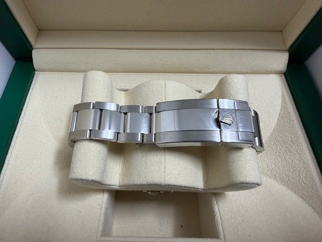 ロレックス　新品　コスモグラフデイトナ　１２６５００ＬＮ　白文字盤