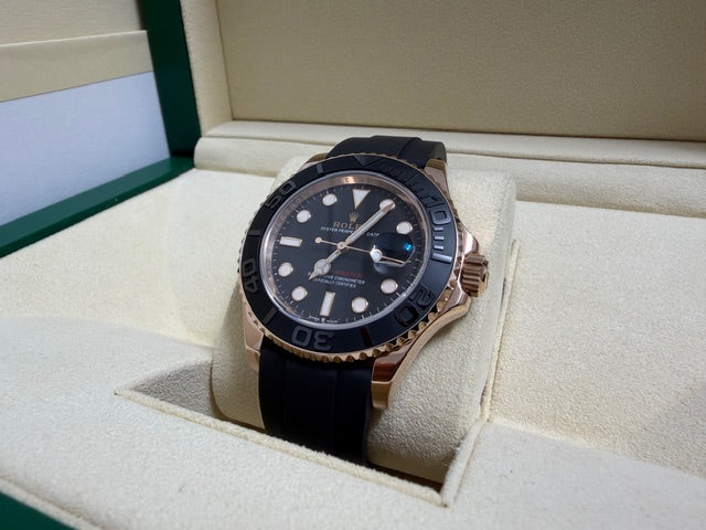 ロレックス　中古　ヨットマスター　オイスターフレックス　１２６６５５　黒文字盤