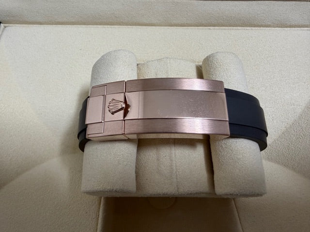 ロレックス　中古　ヨットマスター　オイスターフレックス　１２６６５５　黒文字盤