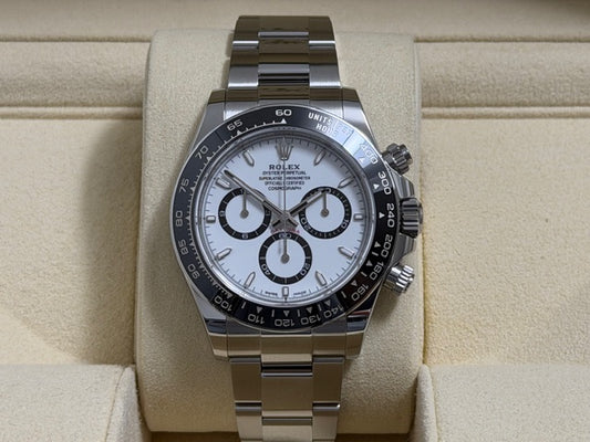 ロレックス　美品中古　コスモグラフデイトナ　１２６５００ＬＮ　白文字盤