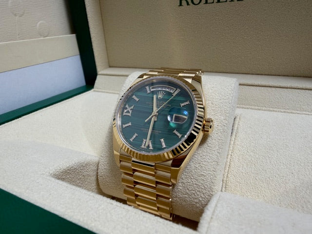 ロレックス　美品中古　デイデイト３６　１２８２３８　マラカイト文字盤