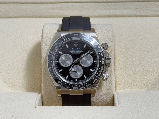 ロレックス　中古　コスモグラフデイトナ　１２６５１９ＬＮ　黒文字盤