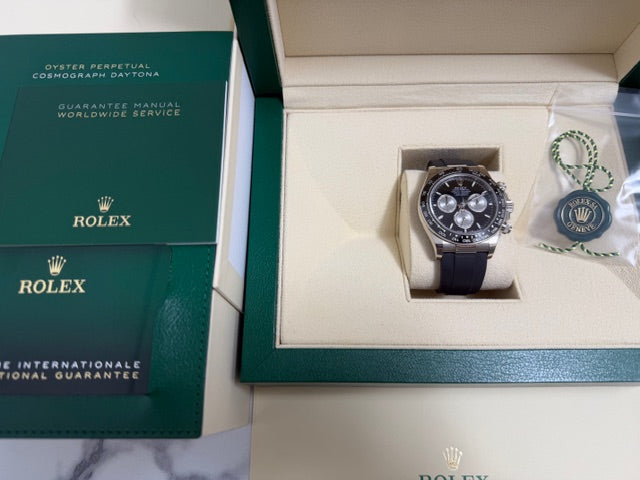 ロレックス　中古　コスモグラフデイトナ　１２６５１９ＬＮ　黒文字盤