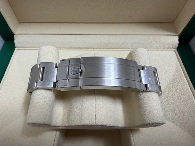 ロレックス　中古　サブマリーナ　１１６６１０ＬＶ　グリーン文字盤