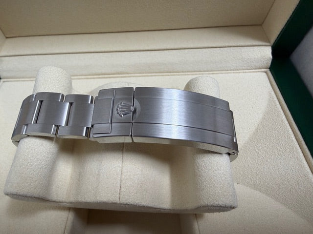 ロレックス　中古　サブマリーナ　１１６６１０ＬＶ　グリーン文字盤