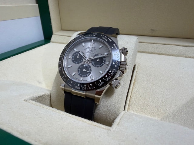 ロレックス　中古　コスモグラフデイトナ　１１６５１９ＬＮ　スチールブラック