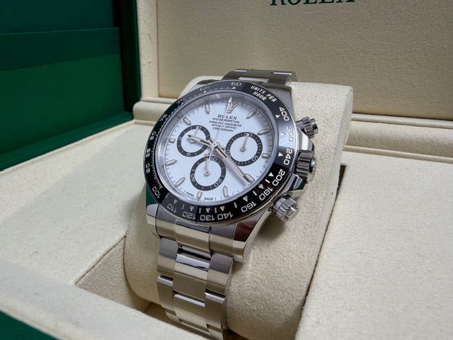 ロレックス　美品中古　コスモグラフデイトナ　１２６５００ＬＮ　白文字盤