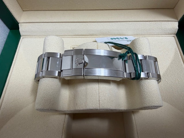 ロレックス　中古　コスモグラフデイトナ　１１６５００ＬＮ　白文字盤