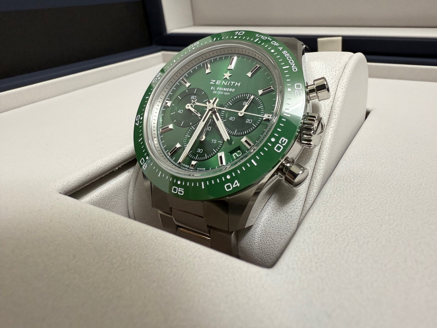 ゼニス　中古美品　クロノマスタースポーツ　ヨシダスペシャル　03.3100.3600/56.M3100　グリーン文字盤