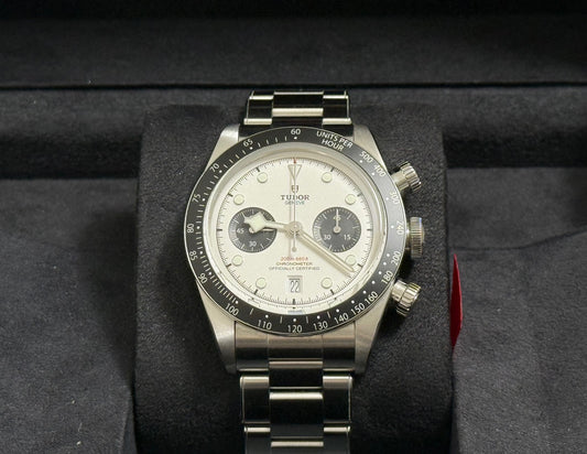 チューダー　中古　７９３６０Ｎ　ブラックベイ　クロノグラフ　白文字盤