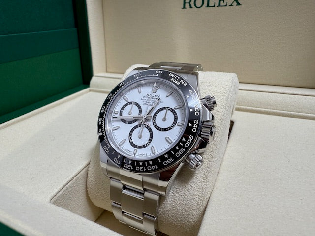 ロレックス　新品　コスモグラフデイトナ　１２６５００ＬＮ　白文字盤